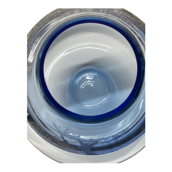 Tiffin Glass | Optic Copen Blue Vase | Deer Sand Carving - Picture 3 of 4